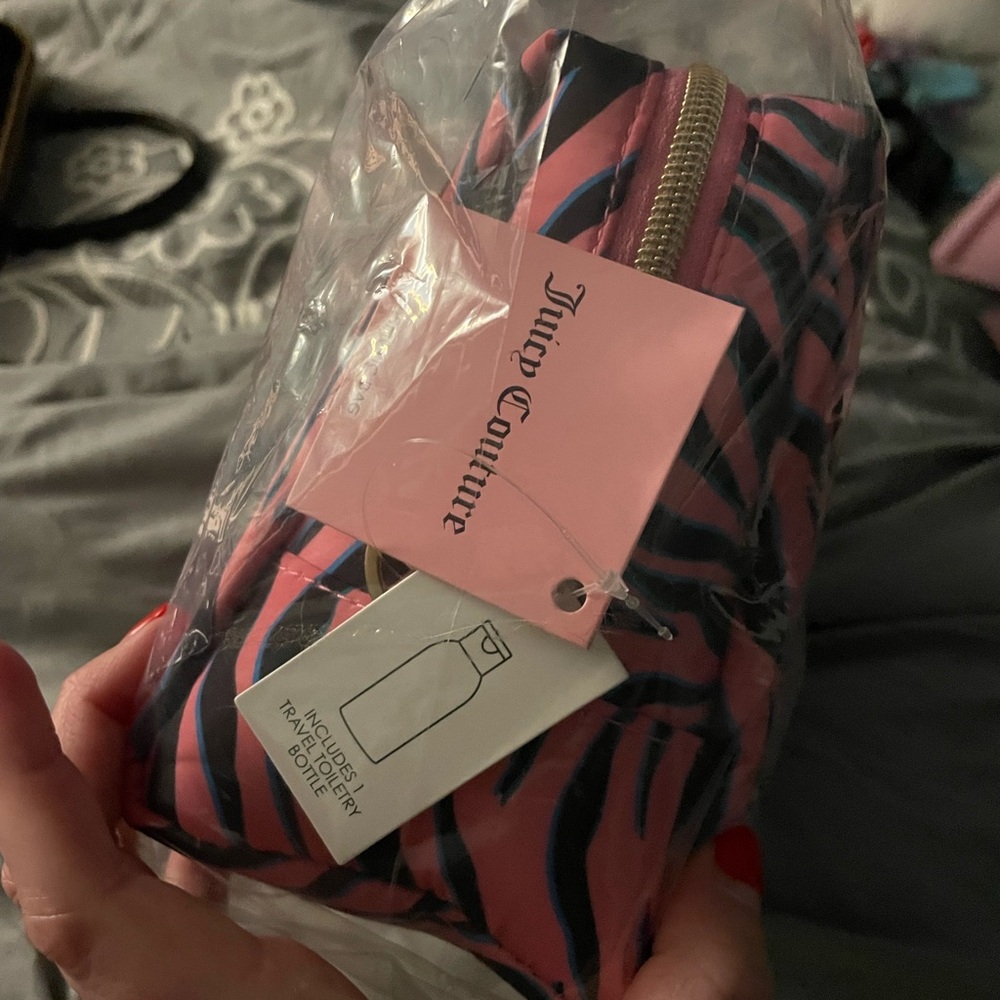 SOLD ❌ NWT Juicy Couture pink and black zebra print logo makeup bag - Picture 4 of 6
